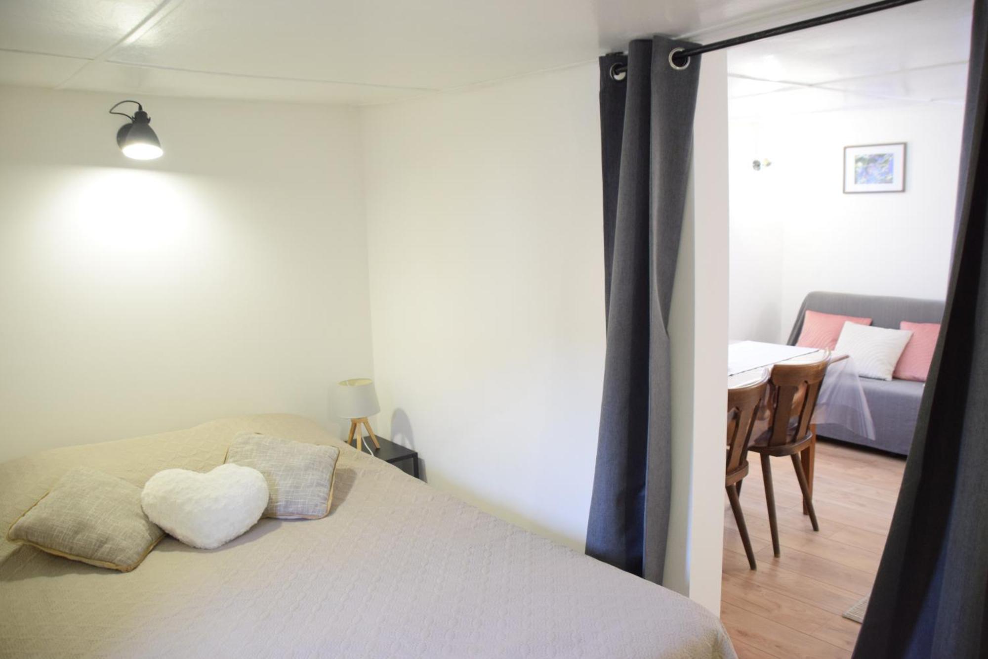 La Petite Maison De La Petite Vallee Rott 외부 사진